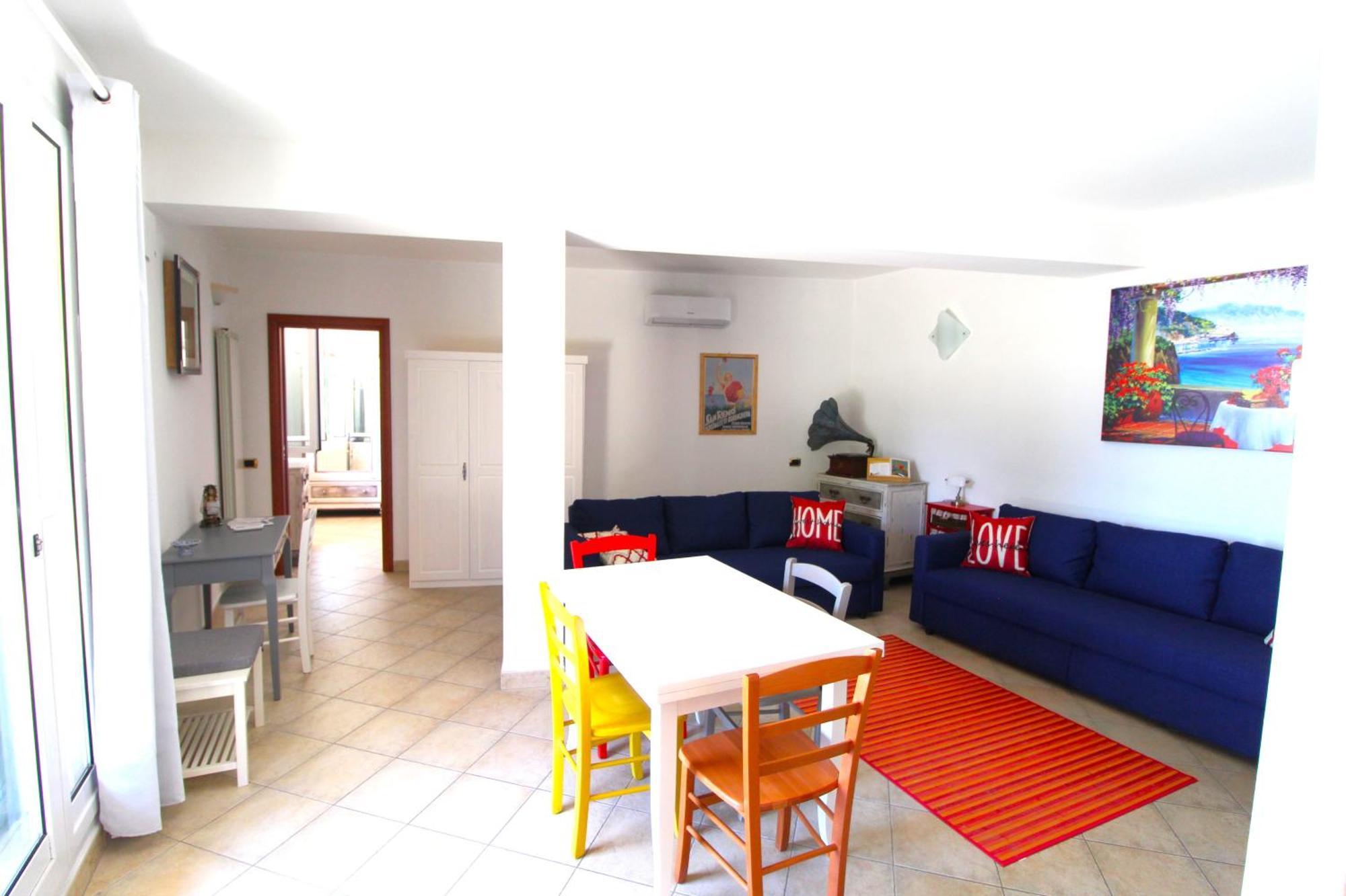 La Pace, Il Sole, Il Mare - Sanremo Casa Indipendente Vista Mare, Posto Auto Privato, Ampio Spazio Esterno Attrezzato, A Pochi Minuti Dalle Spiagge Luaran gambar